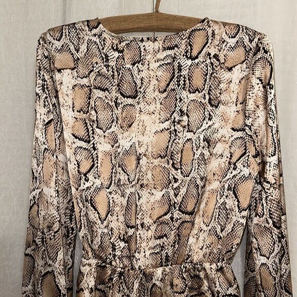 Sunny Girl 14 Python Snake Print V-Neck Front Wrap Peplum Long Sleeve Blouse - Picture 4 of 14